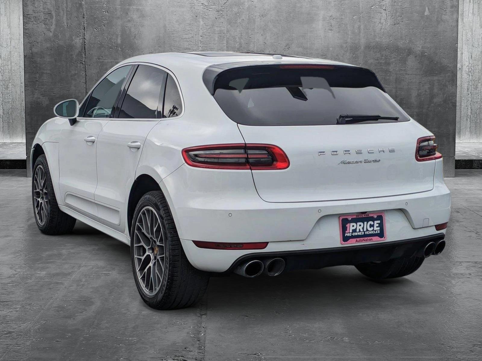 2016 Porsche Macan Vehicle Photo in Sarasota, FL 34231