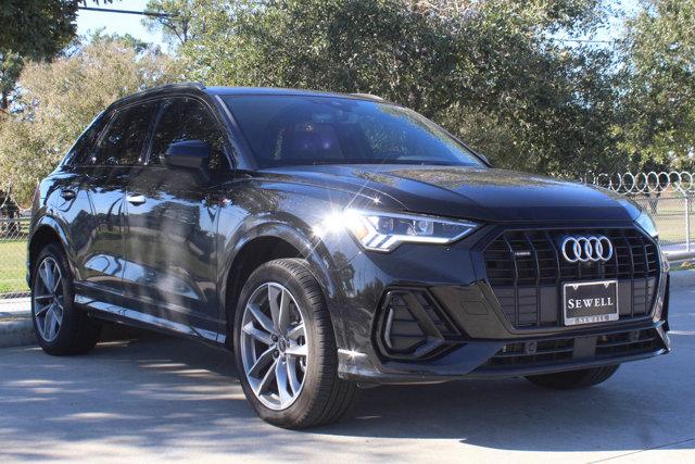 2024 Audi Q3 Vehicle Photo in HOUSTON, TX 77090