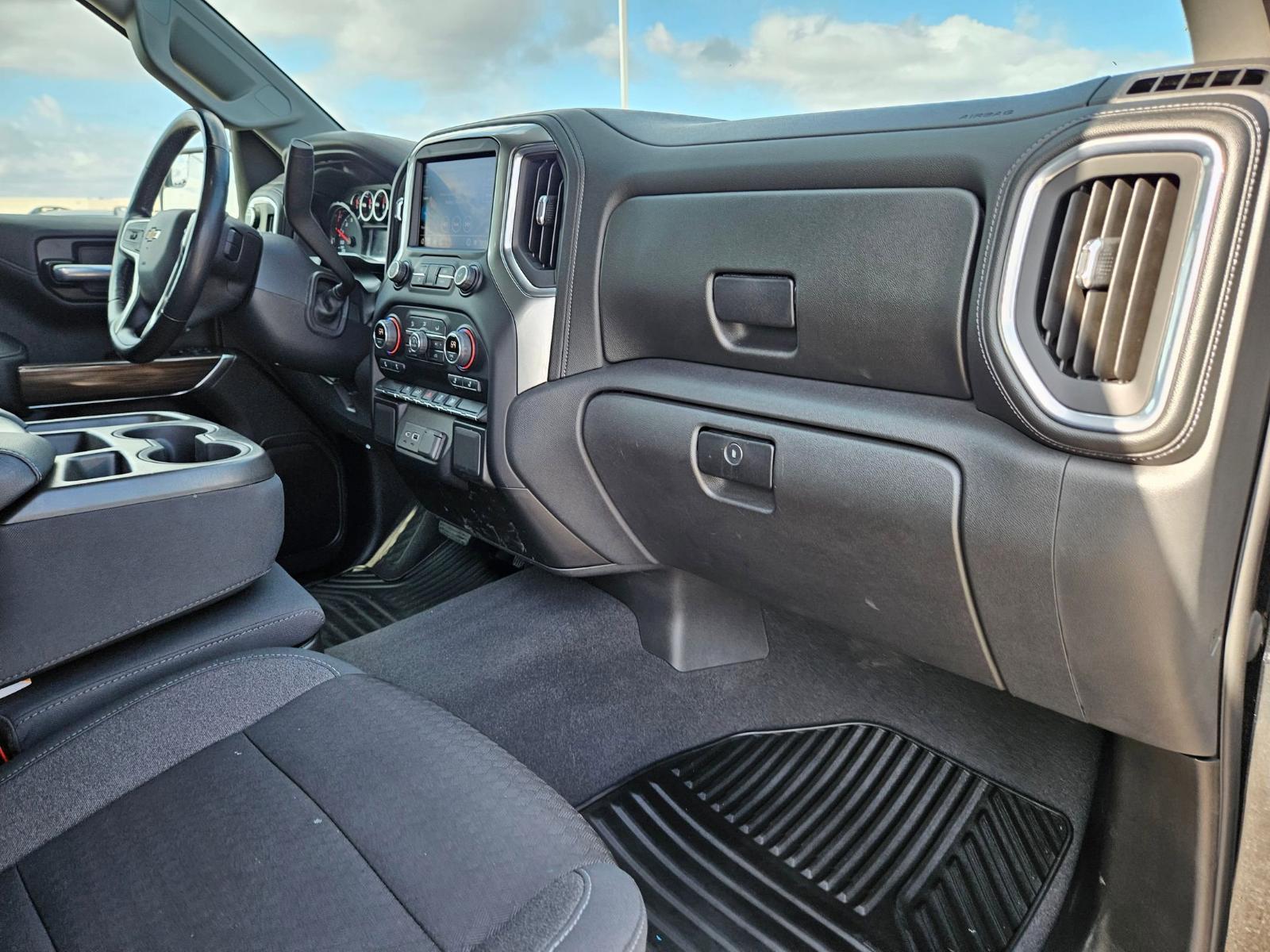 2021 Chevrolet Silverado 1500 Vehicle Photo in Seguin, TX 78155