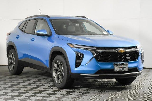 2025 Chevrolet Trax Vehicle Photo in PUYALLUP, WA 98371-4149