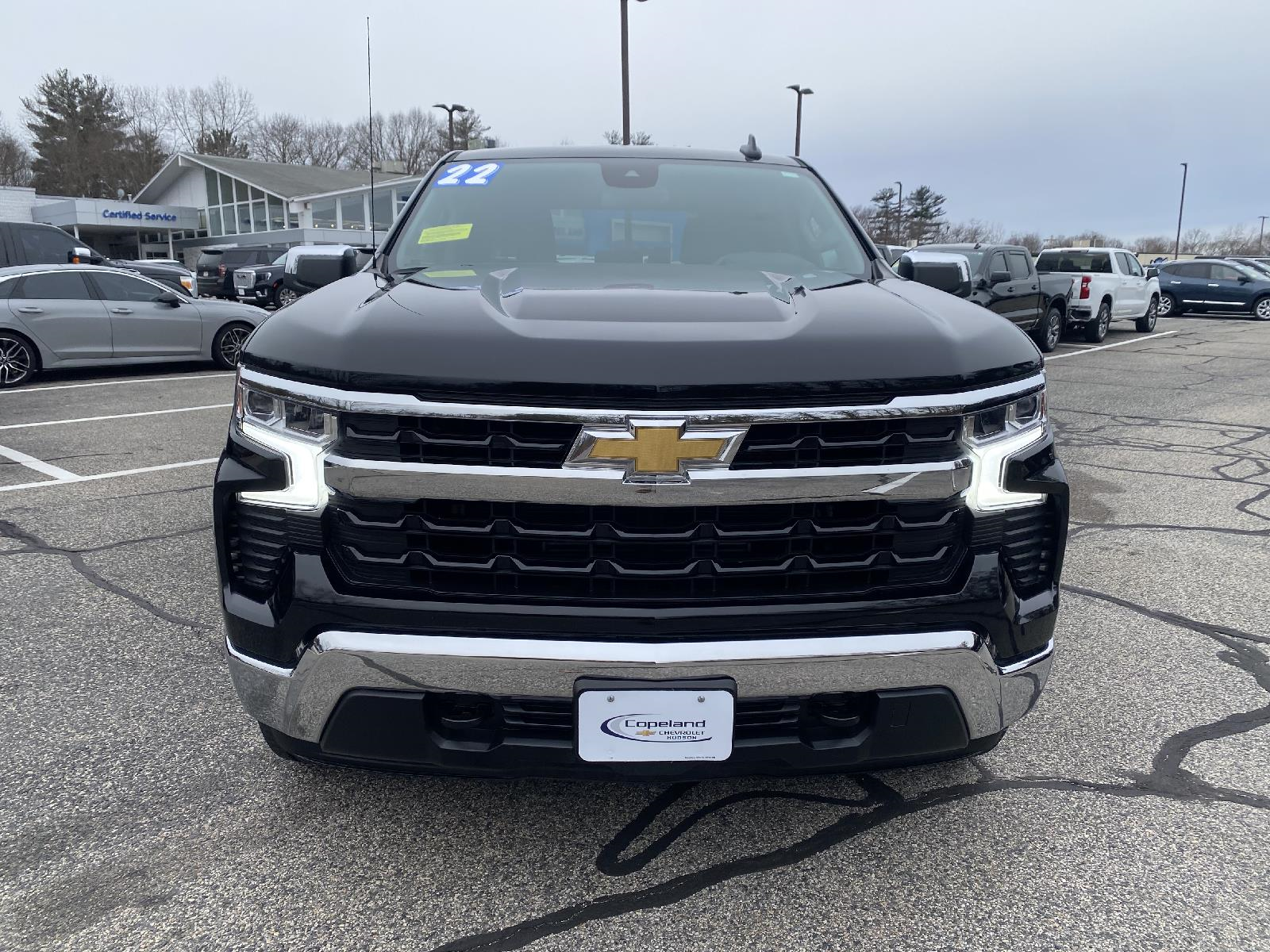 Used 2022 Chevrolet Silverado 1500 LT with VIN 3GCPDKEK9NG628974 for sale in Hudson, MA