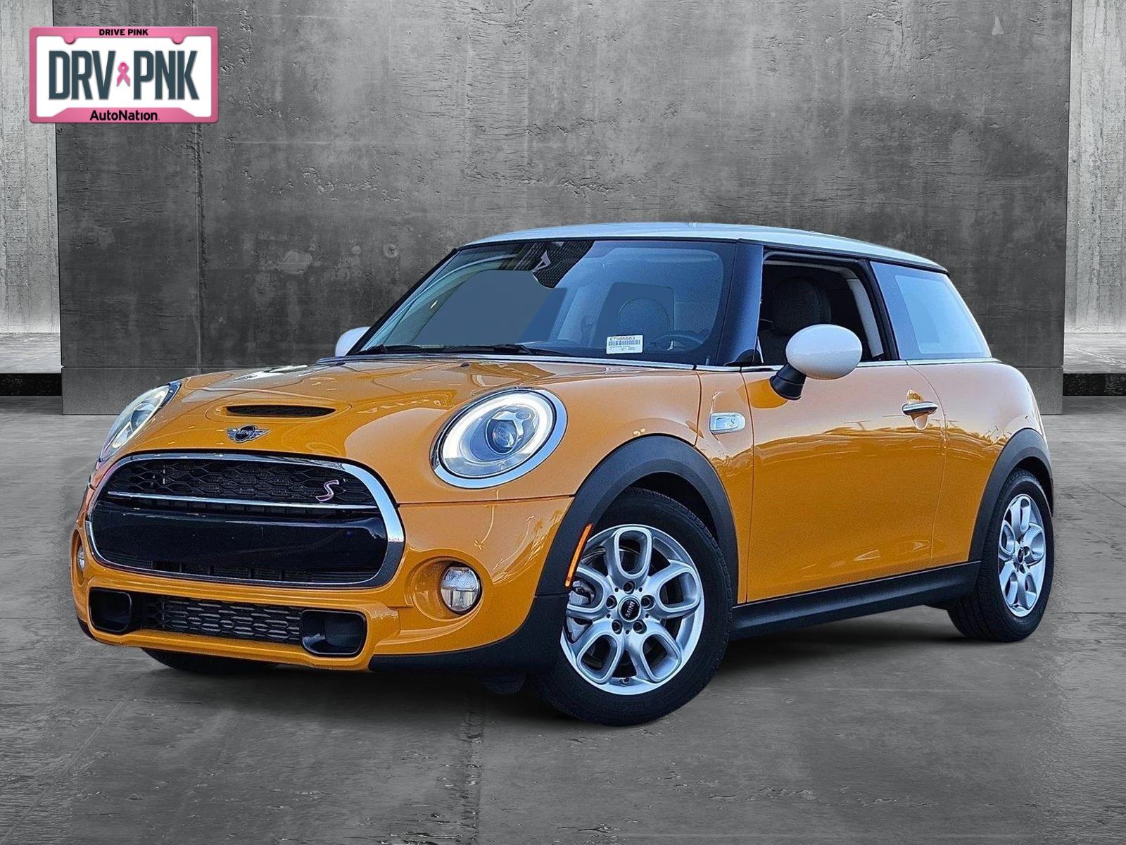 2014 MINI Cooper S Hardtop Vehicle Photo in Peoria, AZ 85382