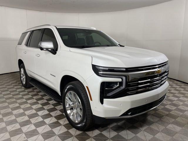 2025 Chevrolet Tahoe Vehicle Photo in PHOENIX, AZ 85014-3381