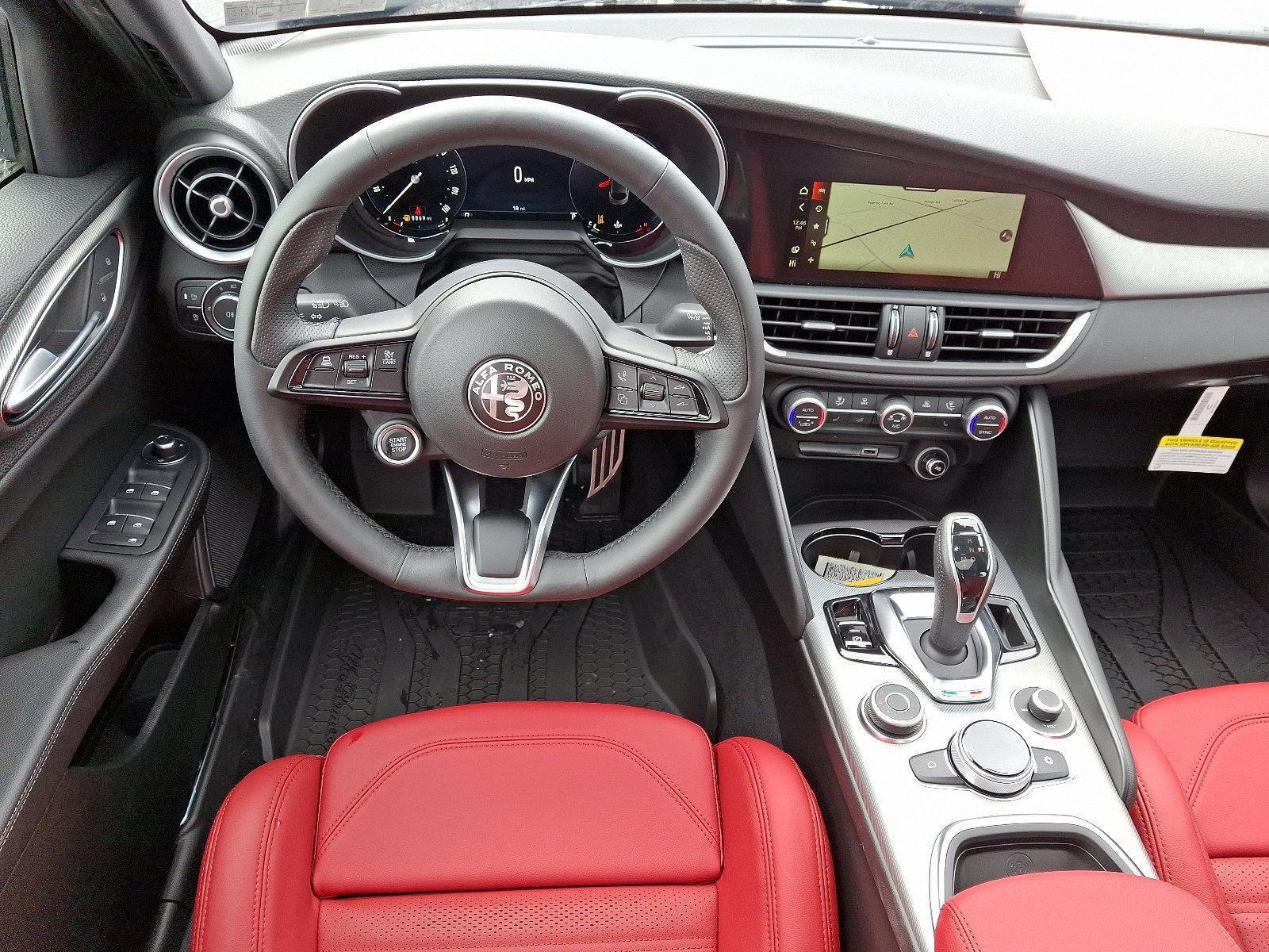 2025 Alfa Romeo Giulia Vehicle Photo in Mechanicsburg, PA 17050