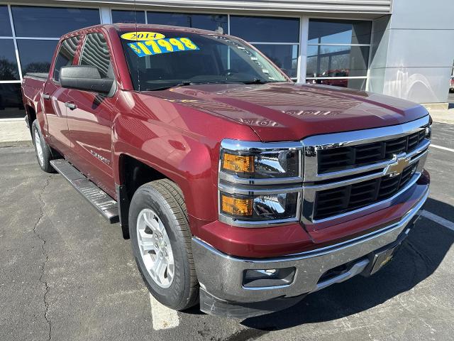 Used 2014 Chevrolet Silverado 1500 2LT with VIN 3GCUKREC0EG403532 for sale in Burlington, KS