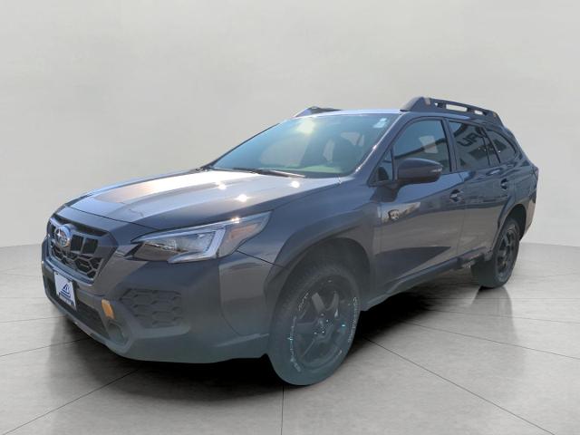 2025 Subaru Outback Vehicle Photo in Green Bay, WI 54304