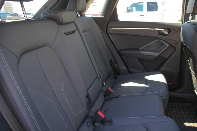 2024 Audi Q3 Vehicle Photo in SUGAR LAND, TX 77478