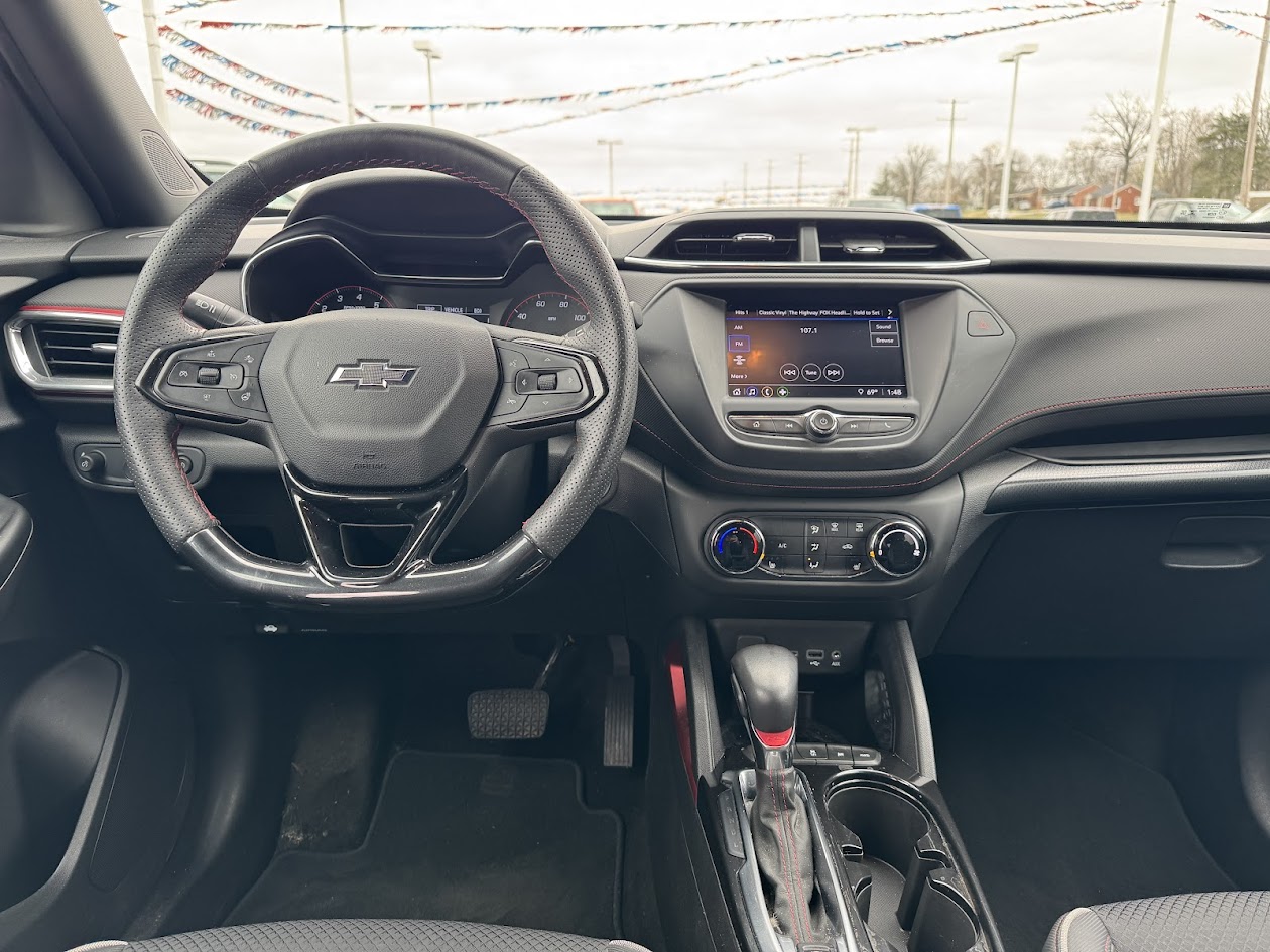 2022 Chevrolet Trailblazer Vehicle Photo in BOONVILLE, IN 47601-9633