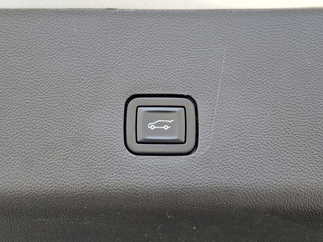 2021 Chevrolet Traverse Vehicle Photo in DANBURY, CT 06810-5034