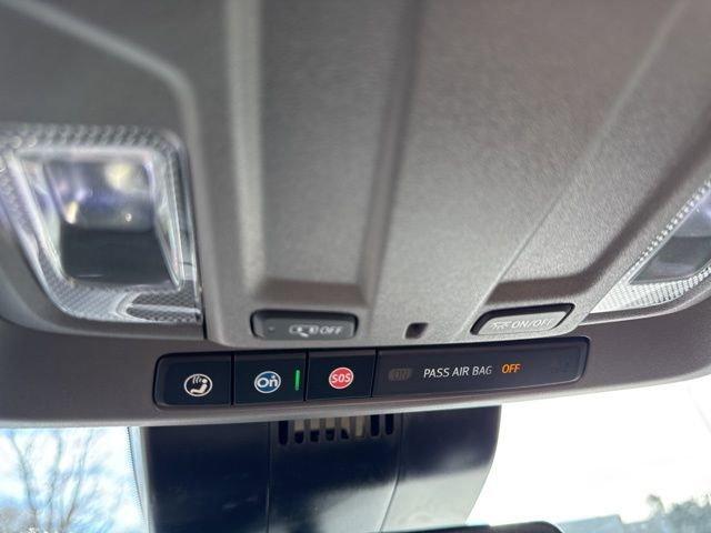 2025 GMC Sierra 3500 HD Chassis Cab Vehicle Photo in MEDINA, OH 44256-9631