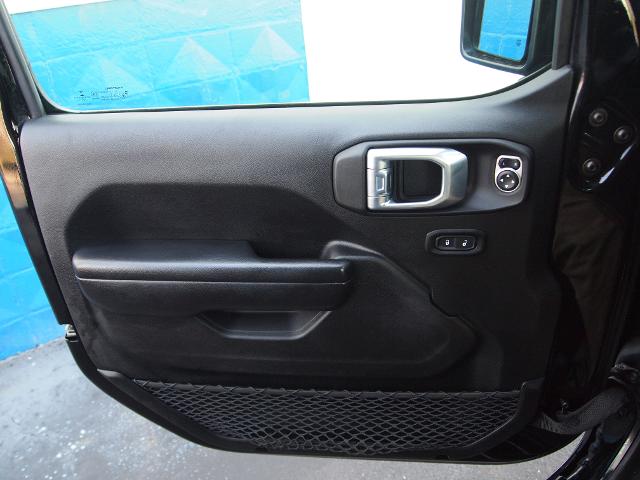 2021 Jeep Gladiator Vehicle Photo in MADISON, IN 47250-1611