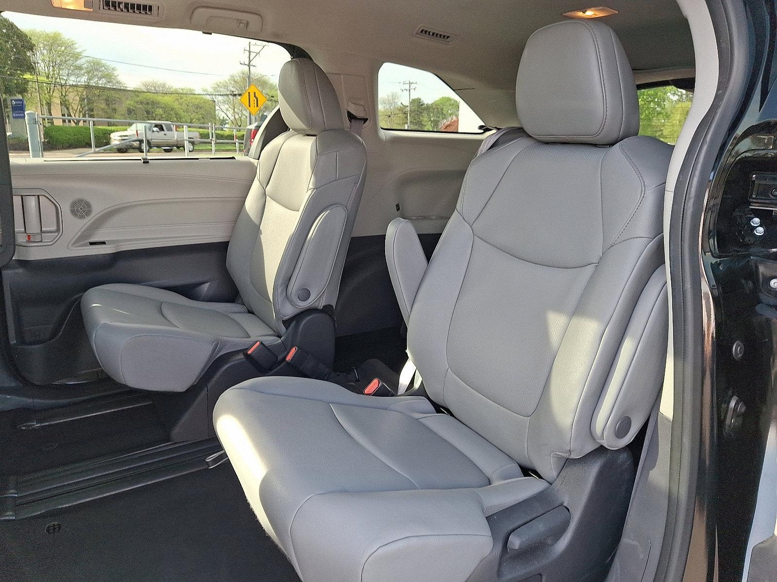 2023 Toyota Sienna Vehicle Photo in Trevose, PA 19053