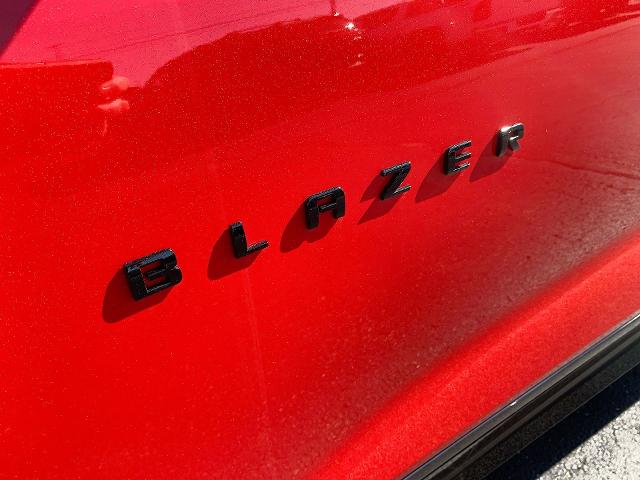 2022 Chevrolet Blazer Vehicle Photo in MOON TOWNSHIP, PA 15108-2571