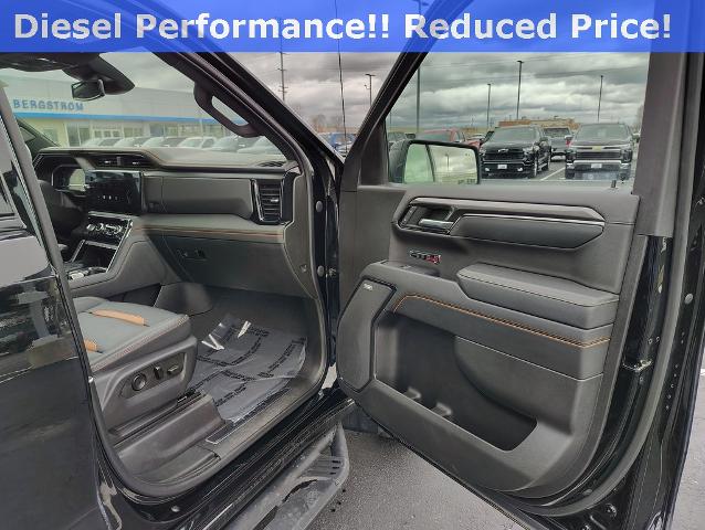 2023 GMC Sierra 1500 Vehicle Photo in GREEN BAY, WI 54304-5303