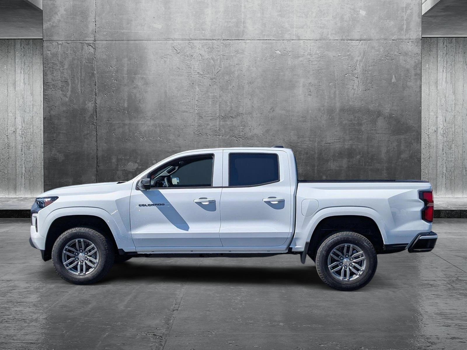 2025 Chevrolet Colorado Vehicle Photo in VALENCIA, CA 91355-1705