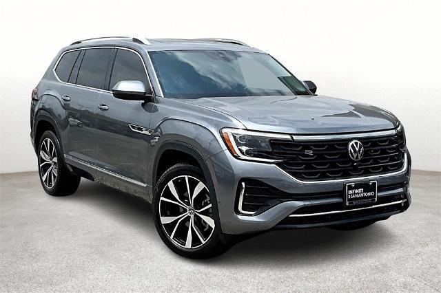 2024 Volkswagen Atlas Vehicle Photo in San Antonio, TX 78230