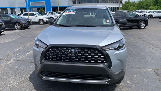 2024 Toyota Corolla Cross Vehicle Photo in MOON TOWNSHIP, PA 15108-2571