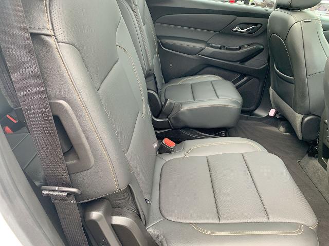 2019 Chevrolet Traverse Vehicle Photo in MOON TOWNSHIP, PA 15108-2571