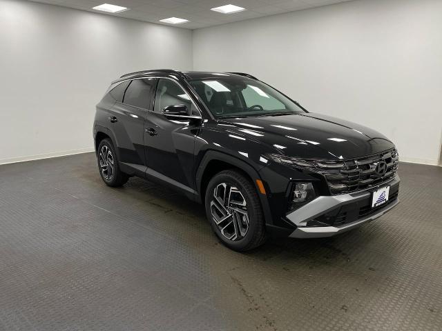 2025 Hyundai Tucson Limited photo 2