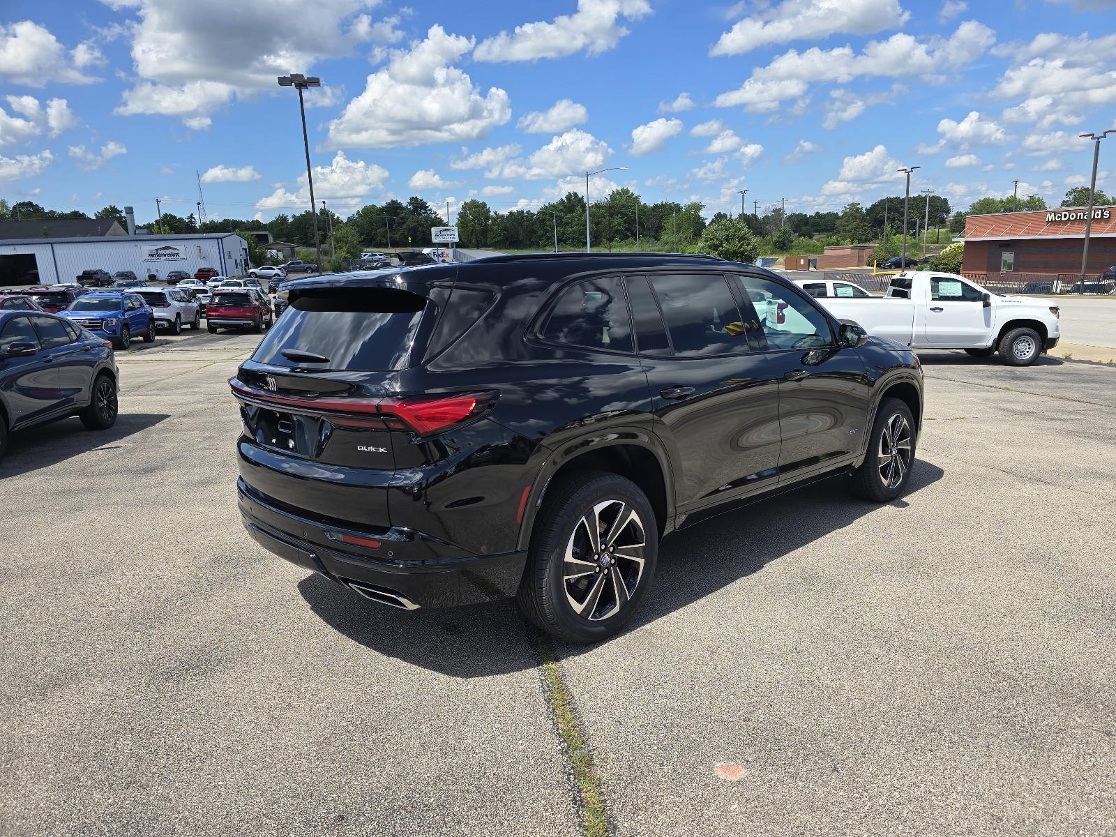 2025 Buick Enclave Vehicle Photo in Rolla, MO 65401