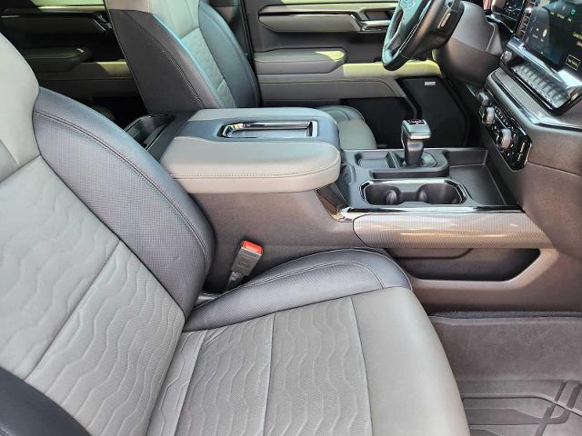2022 Chevrolet Silverado 1500 Vehicle Photo in DENTON, TX 76210-9321