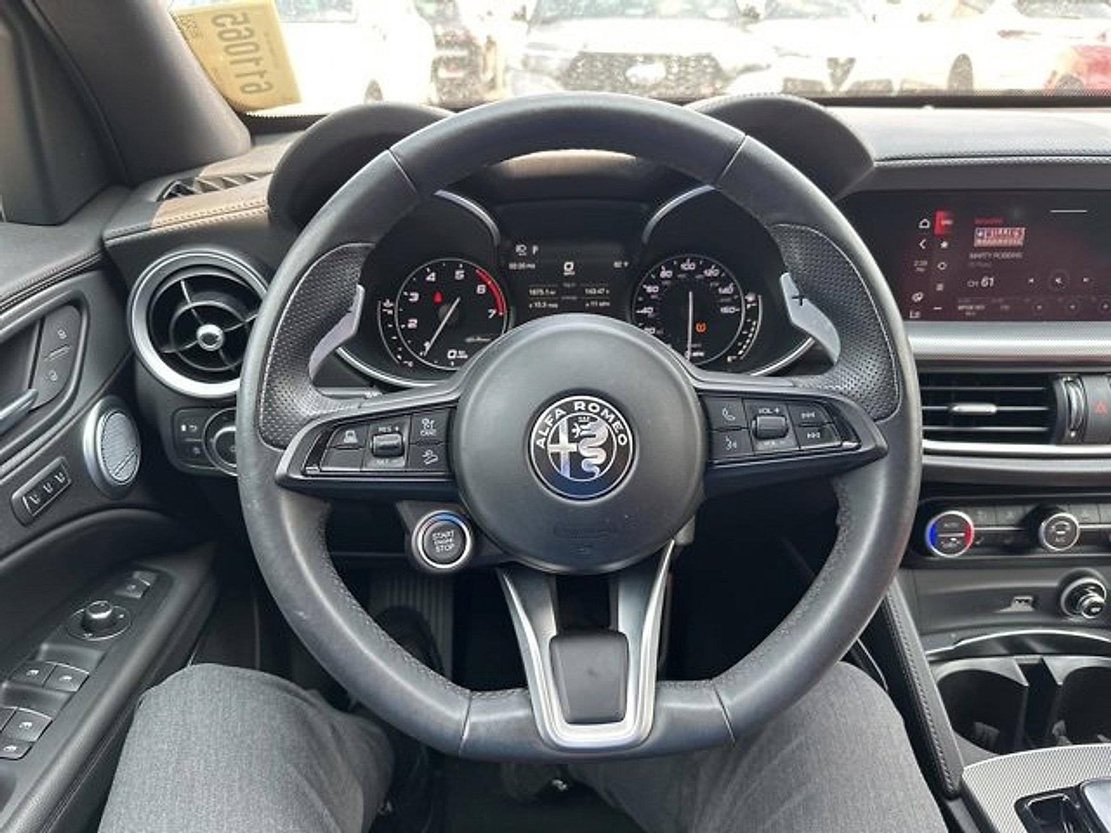 2022 Alfa Romeo Stelvio Vehicle Photo in Willow Grove, PA 19090