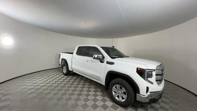 2024 GMC Sierra 1500 Vehicle Photo in GILBERT, AZ 85297-0402