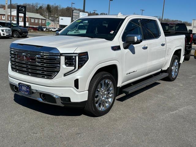 2024 GMC Sierra 1500 Vehicle Photo in LOWELL, MA 01852-4336