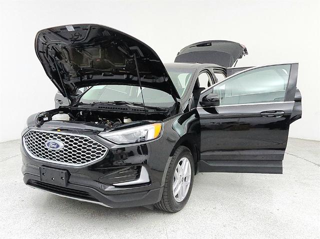 2024 Ford Edge Vehicle Photo in Grapevine, TX 76051