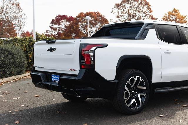 2024 Chevrolet Silverado EV Vehicle Photo in NEWBERG, OR 97132-1927