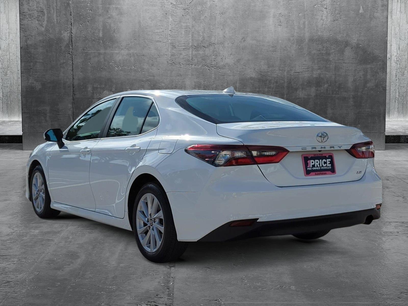 2022 Toyota Camry Vehicle Photo in Ft. Myers, FL 33907