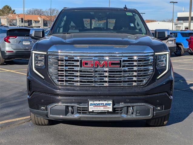 2022 GMC Sierra 1500 Vehicle Photo in AURORA, CO 80012-4011