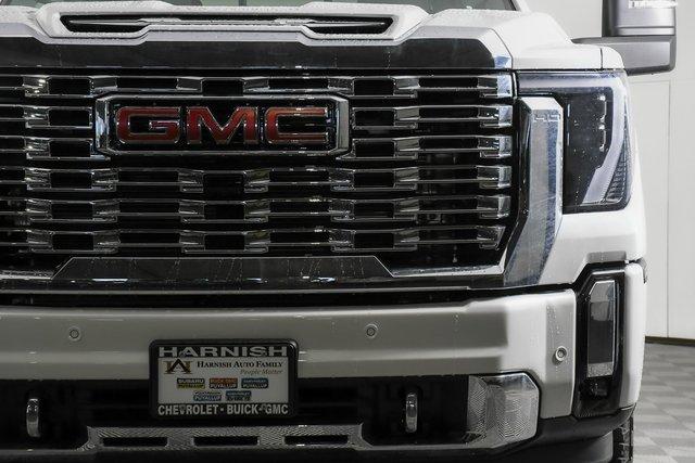 2025 GMC Sierra 3500 HD Vehicle Photo in PUYALLUP, WA 98371-4149