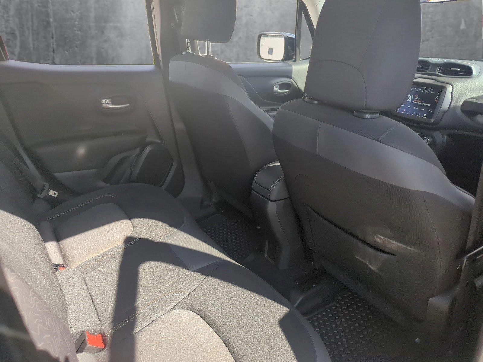 2023 Jeep Renegade Vehicle Photo in Pembroke Pines, FL 33027