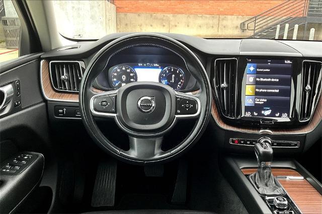 2021 Volvo XC60 Vehicle Photo in Houston, TX 77007