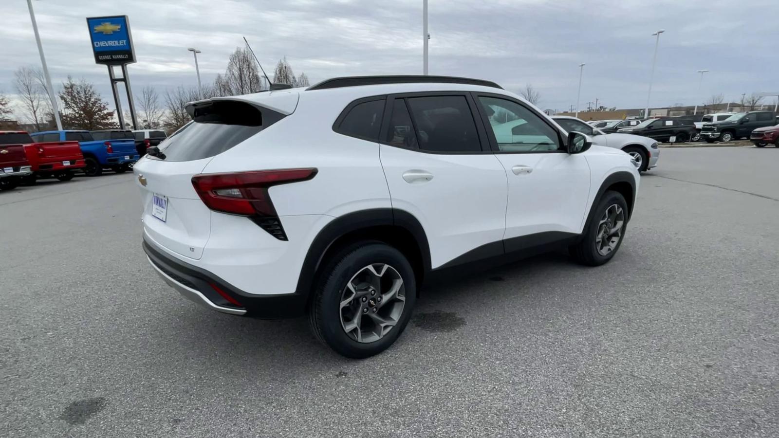 2025 Chevrolet Trax Vehicle Photo in BENTONVILLE, AR 72712-4322