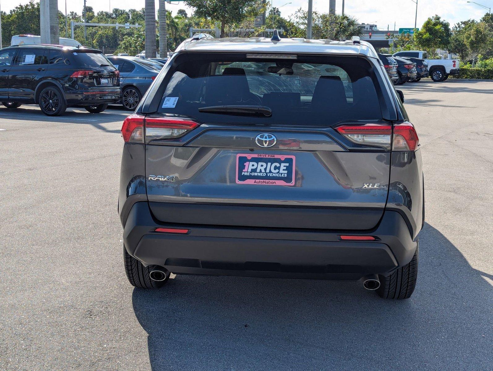 2021 Toyota RAV4 Vehicle Photo in Delray Beach, FL 33444