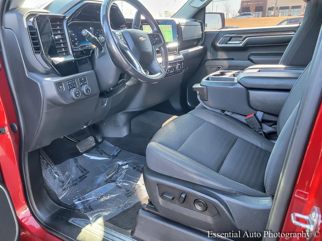 2022 Chevrolet Silverado 1500 Vehicle Photo in AURORA, IL 60503-9326