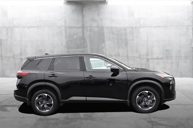 2024 Nissan Rogue Vehicle Photo in Ballwin, MO 63011