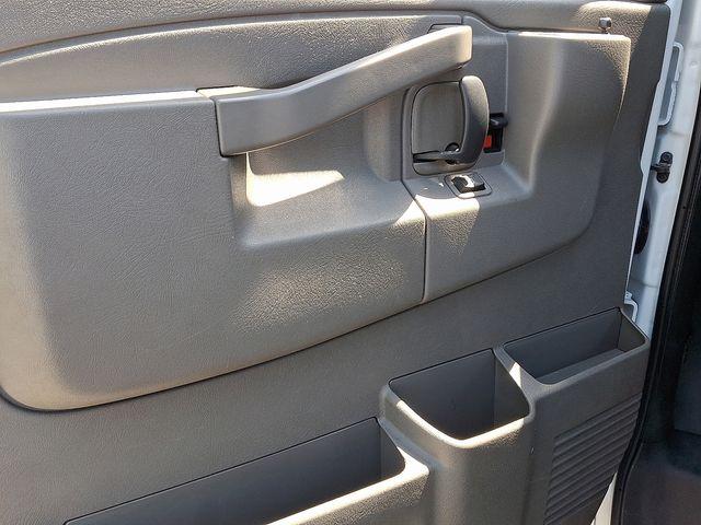 2022 GMC Savana Cargo 2500 Vehicle Photo in DANBURY, CT 06810-5034