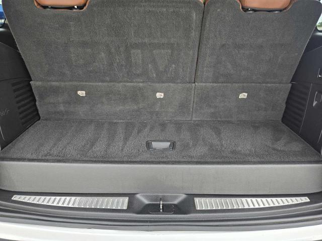 2020 Cadillac Escalade Vehicle Photo in DENTON, TX 76210-9321