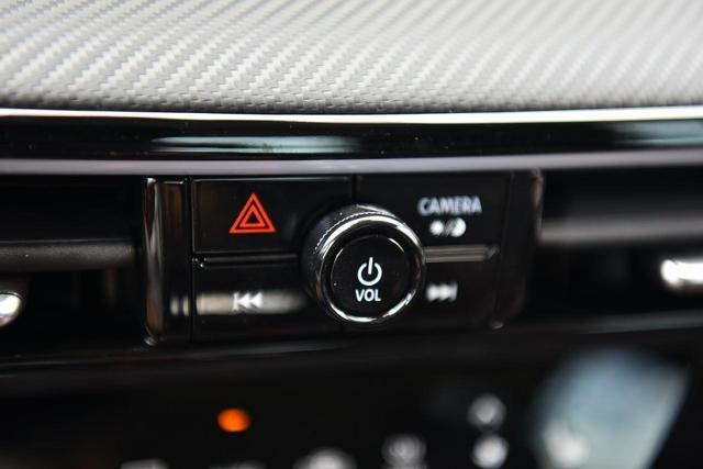 2025 Nissan Kicks Vehicle Photo in Ballwin, MO 63011