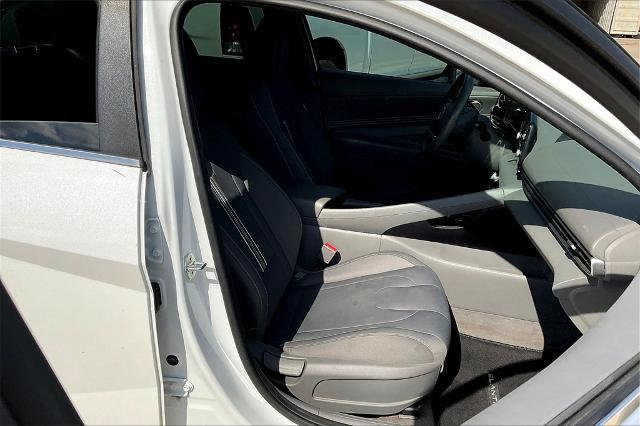 2022 Hyundai ELANTRA Vehicle Photo in Grapevine, TX 76051