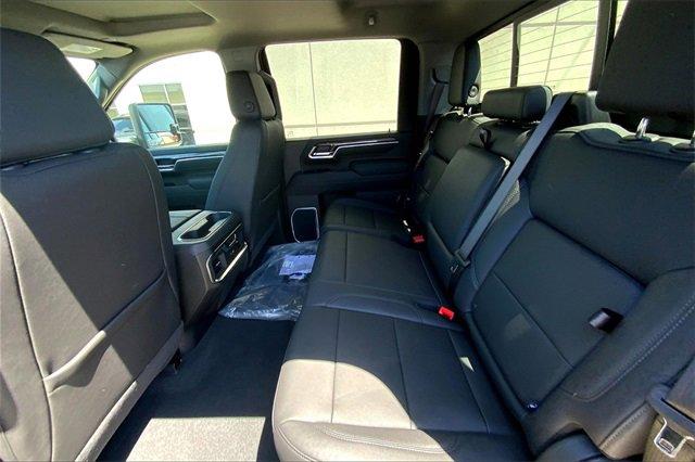 2025 Chevrolet Silverado 2500 HD Vehicle Photo in TOPEKA, KS 66609-0000