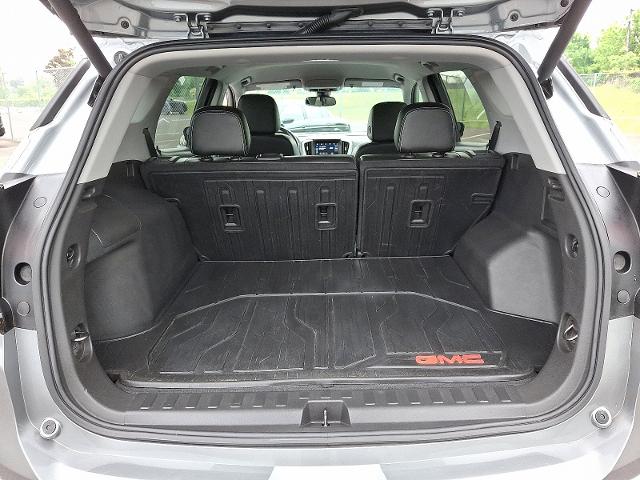 2023 GMC Terrain Vehicle Photo in TREVOSE, PA 19053-4984