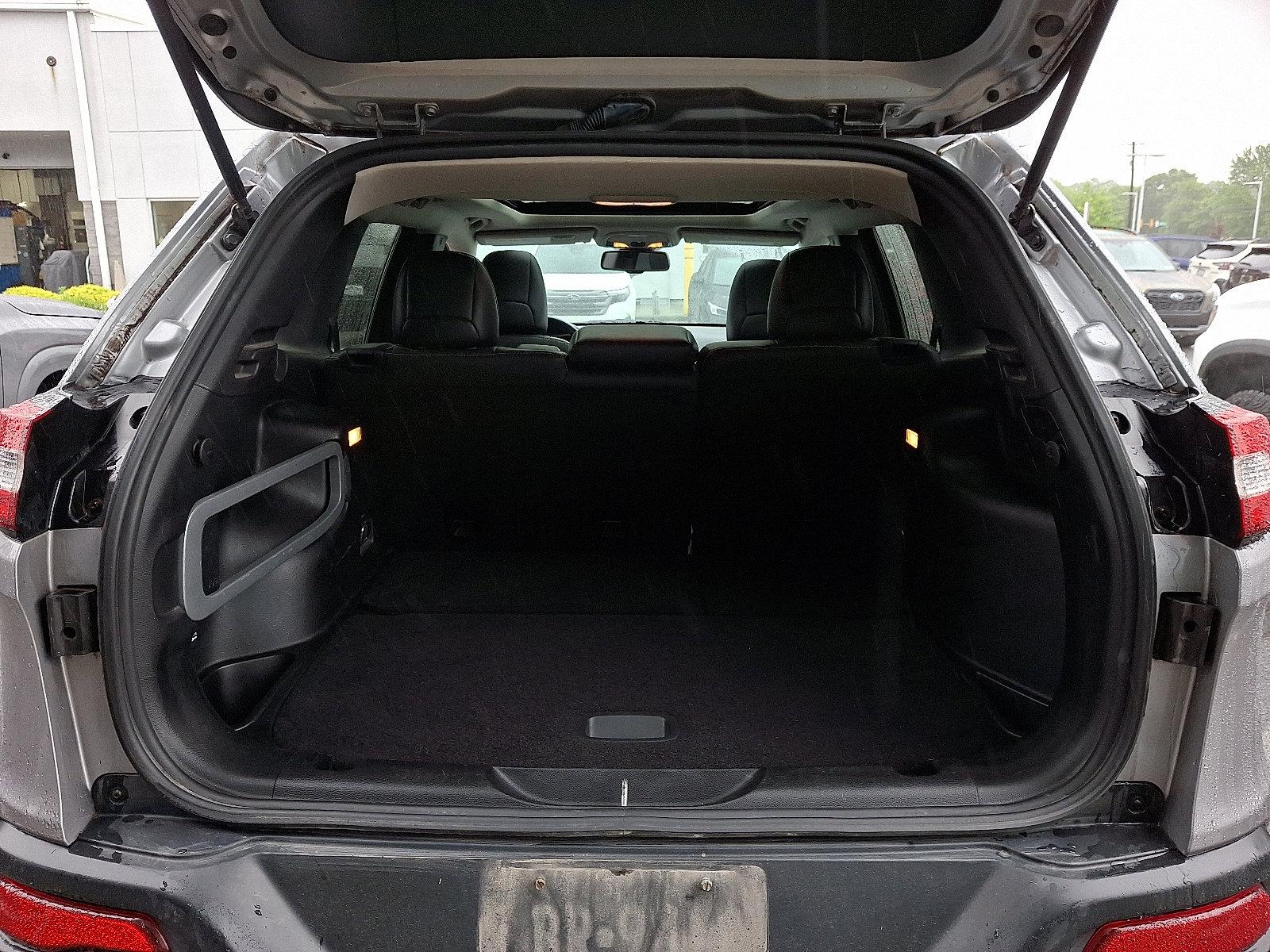 2015 Jeep Cherokee Vehicle Photo in Mechanicsburg, PA 17050-2306