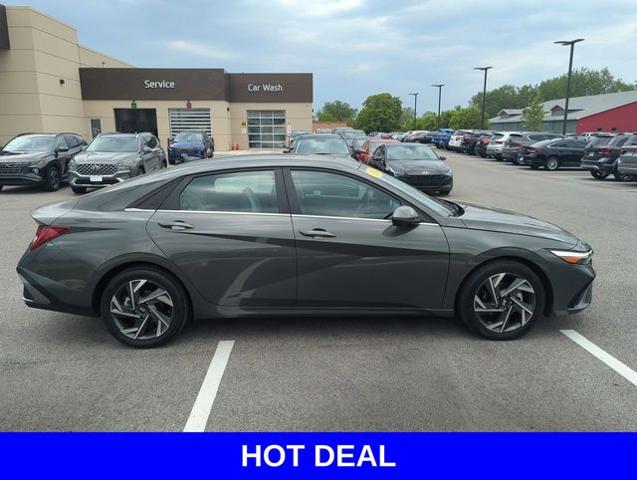 2024 Hyundai ELANTRA Vehicle Photo in Merrillville, IN 46410