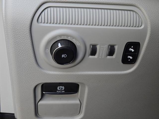 2024 Jeep Wagoneer Vehicle Photo in Weatherford, TX 76087