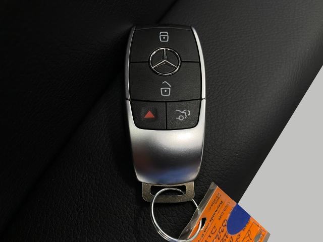 2025 Mercedes-Benz GLE Vehicle Photo in Appleton, WI 54913