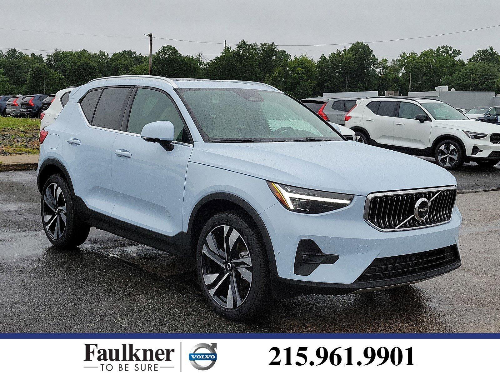 2025 Volvo XC40 Vehicle Photo in Trevose, PA 19053